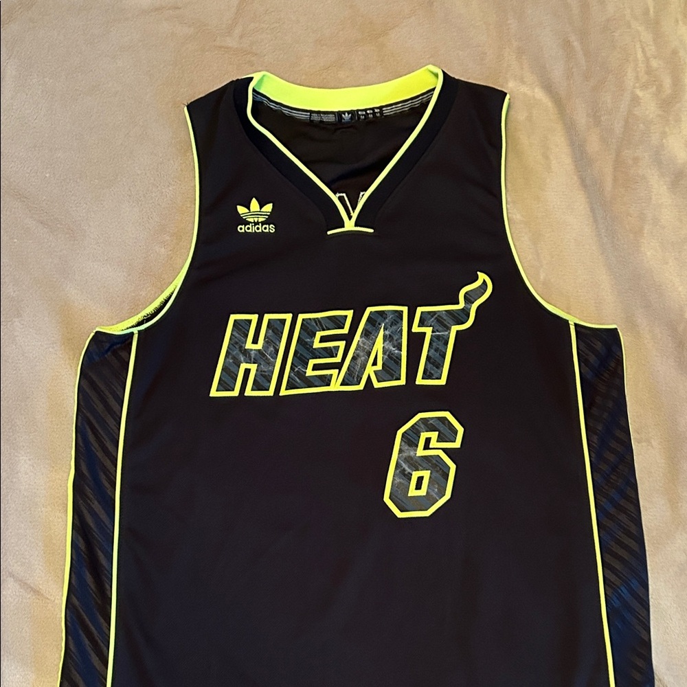 🔥Adidas Black Jersey with Neon Yellow Highlights
